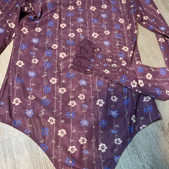 FP Free People Floral Purple and Blue Sheer Long Sleeve Size Small 🦄 - Picture 2 of 7